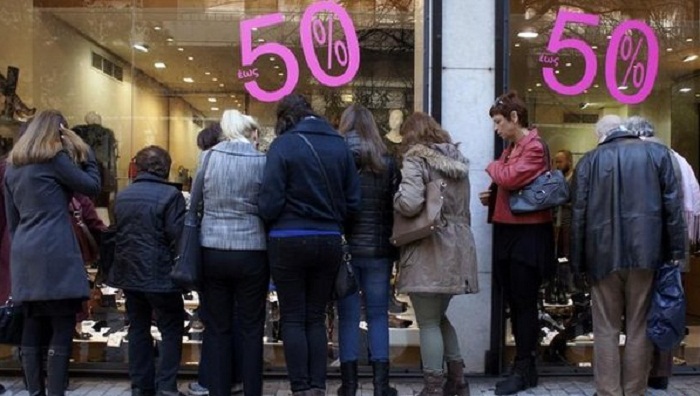 <font style=\'color:#000000\'>IMF downgrades global growth forecast</font>